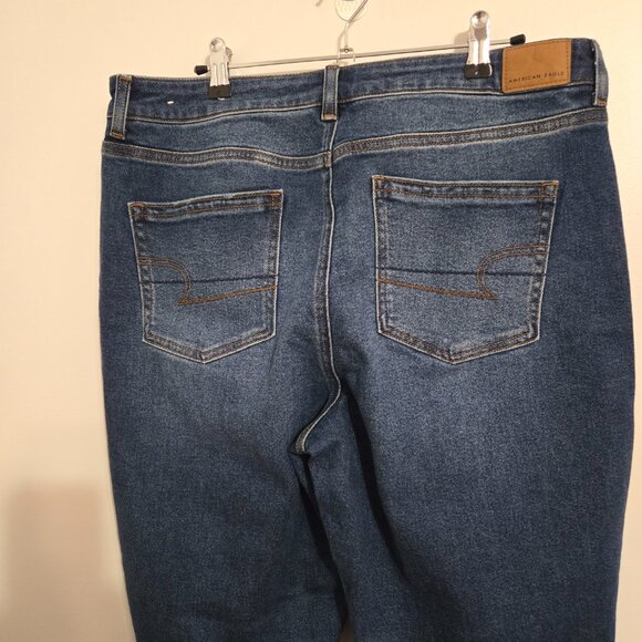 American Eagle Mom Jeans Size 14Long - Picture 3 of 4